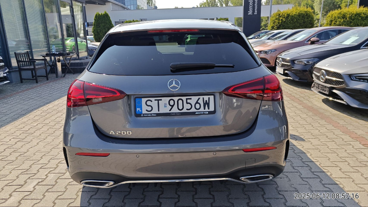MERCEDES BENZ A 200 HATCHBACK - Hatchback: 5 kép. MERCEDES BENZ A 200 HATCHBACK - Hatchback: 5 kép.