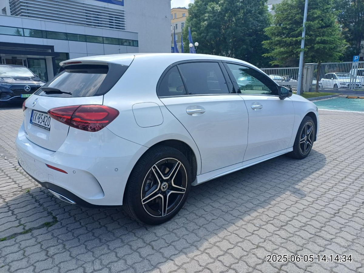 MERCEDES BENZ A 250 HATCHBACK - Hatchback: 5 kép. MERCEDES BENZ A 250 HATCHBACK - Hatchback: 5 kép.