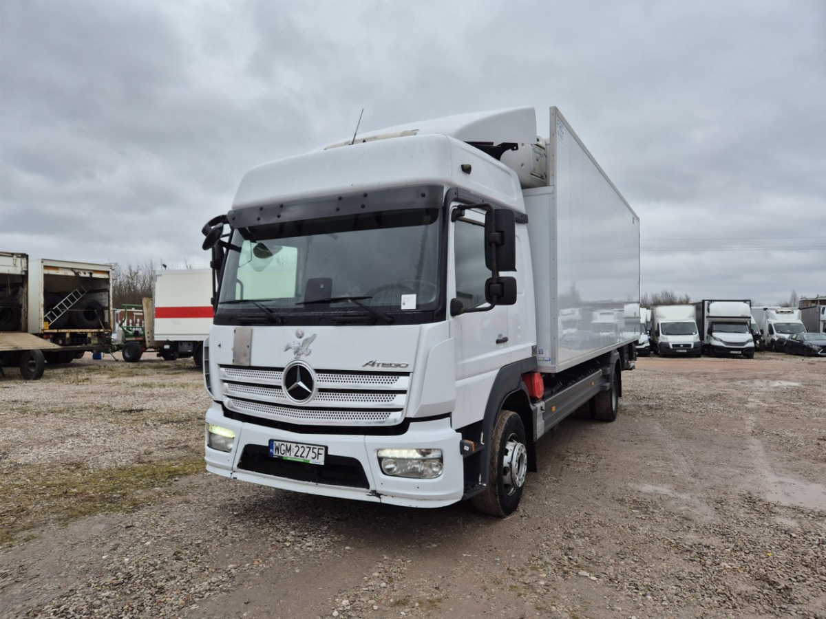 MERCEDES BENZ ATEGO CHŁODNIA - Hűtős teherautó: 4 kép. MERCEDES BENZ ATEGO CHŁODNIA - Hűtős teherautó: 4 kép.