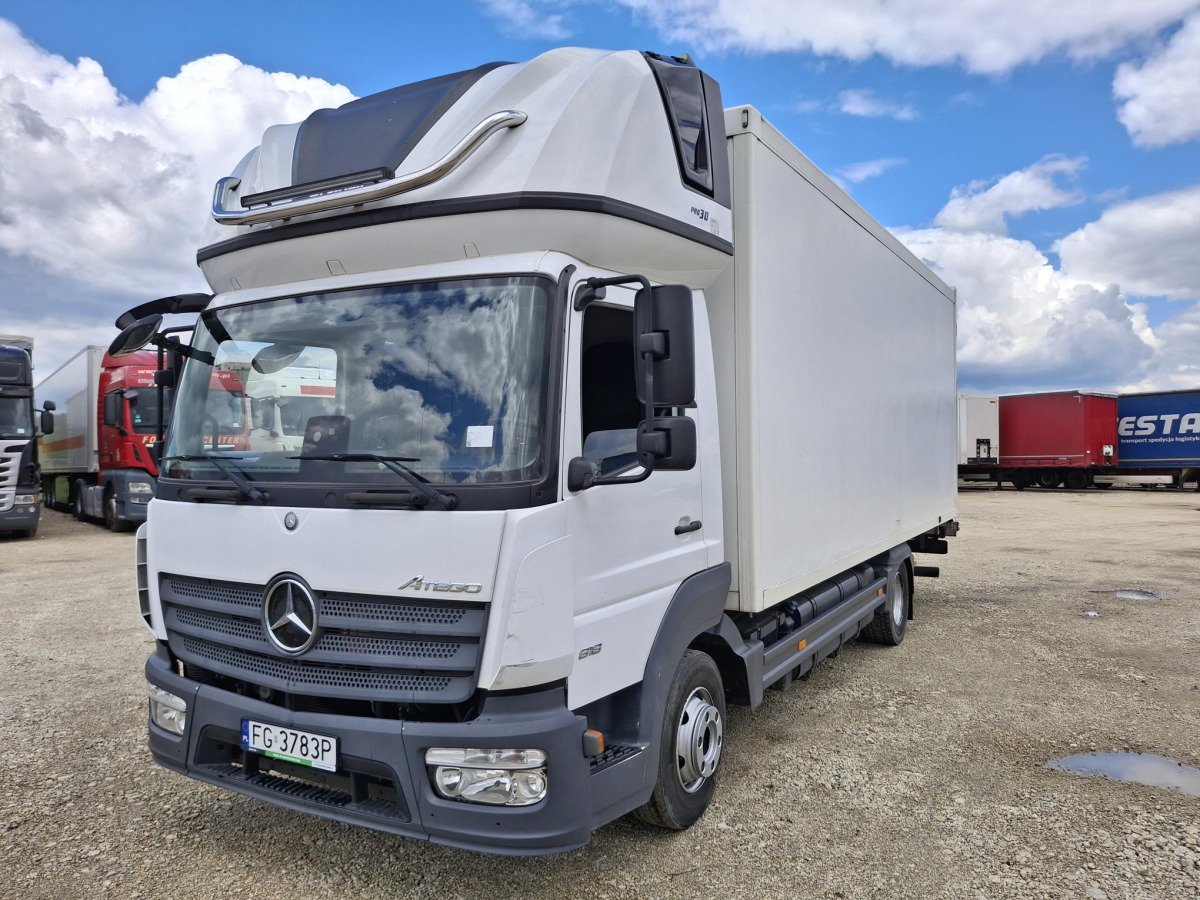 MERCEDES BENZ ATEGO KONTENER Z WINDĄ - Dobozos felépítményű teherautó: 2 kép. MERCEDES BENZ ATEGO KONTENER Z WINDĄ - Dobozos felépítményű teherautó: 2 kép.