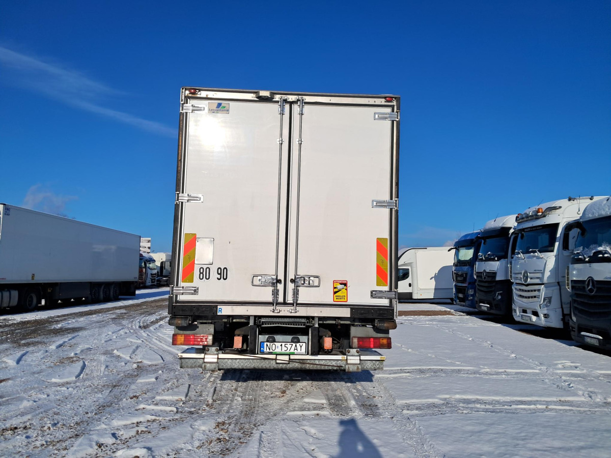 MERCEDES BENZ AXOR CHŁODNIA Z AGREGATEM - Hűtős teherautó: 4 kép. MERCEDES BENZ AXOR CHŁODNIA Z AGREGATEM - Hűtős teherautó: 4 kép.