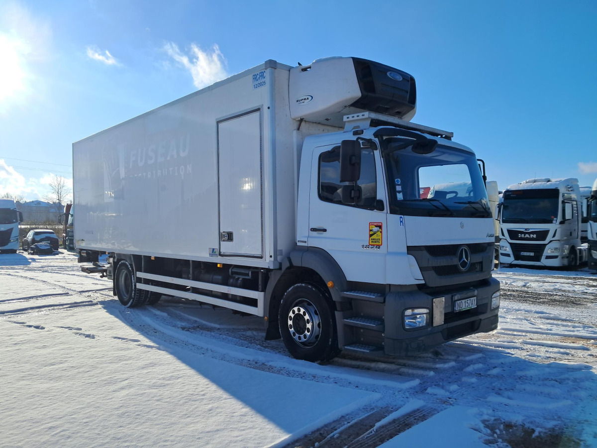 MERCEDES BENZ AXOR CHŁODNIA Z AGREGATEM - Hűtős teherautó: 1 kép. MERCEDES BENZ AXOR CHŁODNIA Z AGREGATEM - Hűtős teherautó: 1 kép.