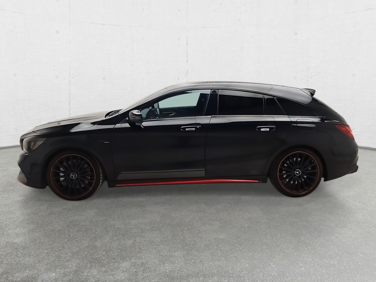 MERCEDES BENZ CLA 45 AMG KOMBI - Autó: 5 kép. MERCEDES BENZ CLA 45 AMG KOMBI - Autó: 5 kép.