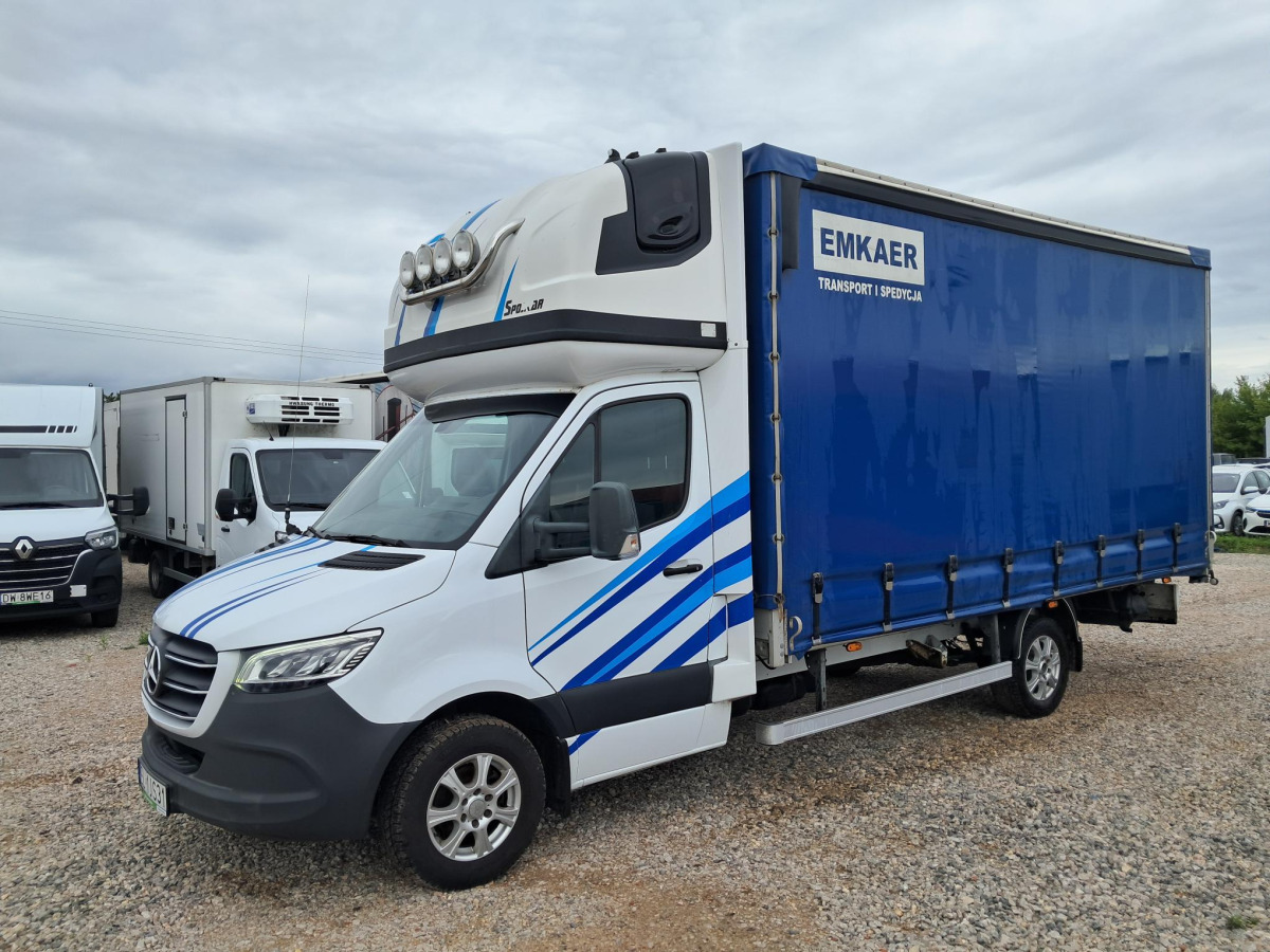 MERCEDES BENZ SPRINTER PLANDEKA - Ponyvás kisteherautó: 2 kép. MERCEDES BENZ SPRINTER PLANDEKA - Ponyvás kisteherautó: 2 kép.