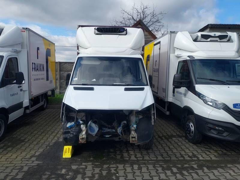 MERCEDES BENZ SPRINTER RAMA DO ZABUDOWY - Alvaz teherautó: 3 kép. MERCEDES BENZ SPRINTER RAMA DO ZABUDOWY - Alvaz teherautó: 3 kép.