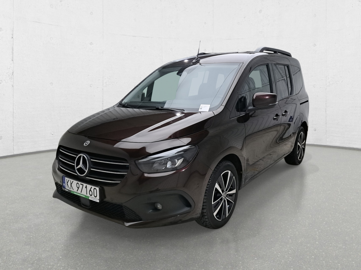 MERCEDES BENZ T180d MINIVAN - Autó: 4 kép. MERCEDES BENZ T180d MINIVAN - Autó: 4 kép.