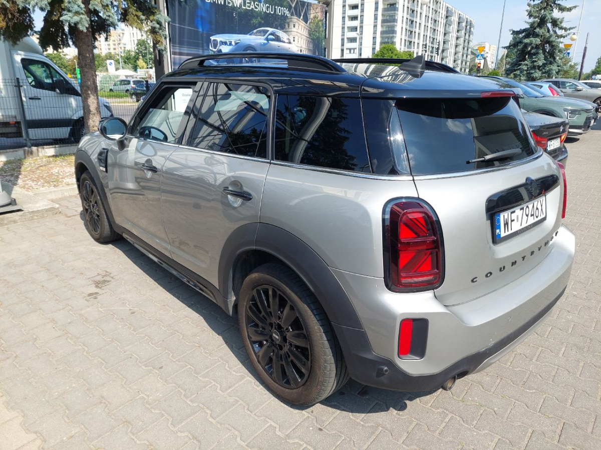 MINI COUNTRYMAN COOPER KOMBI - Autó: 4 kép. MINI COUNTRYMAN COOPER KOMBI - Autó: 4 kép.