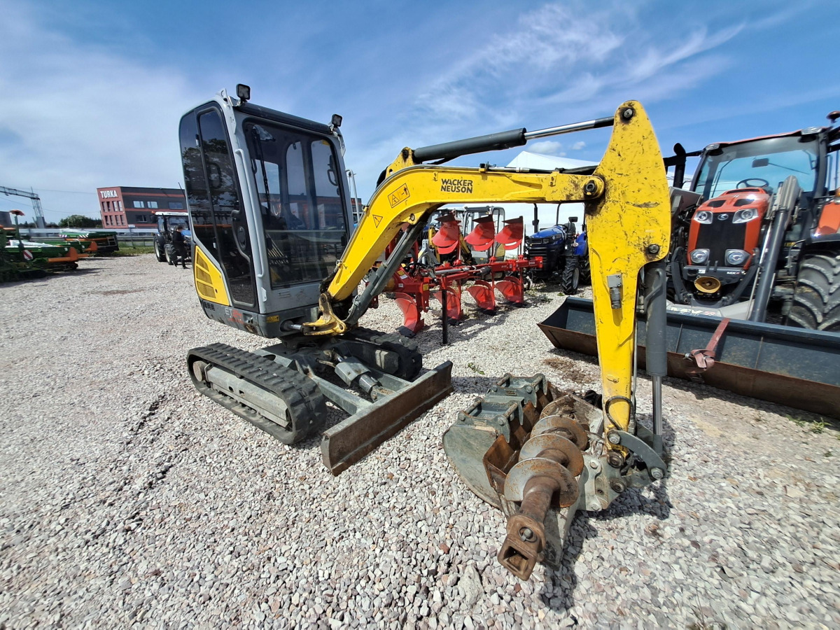 Minikoparka WACKER NEUSON ET24 - 2022 - 2,7t - 13,8kW - Świder - Minikotró: 1 kép. Minikoparka WACKER NEUSON ET24 - 2022 - 2,7t - 13,8kW - Świder - Minikotró: 1 kép.