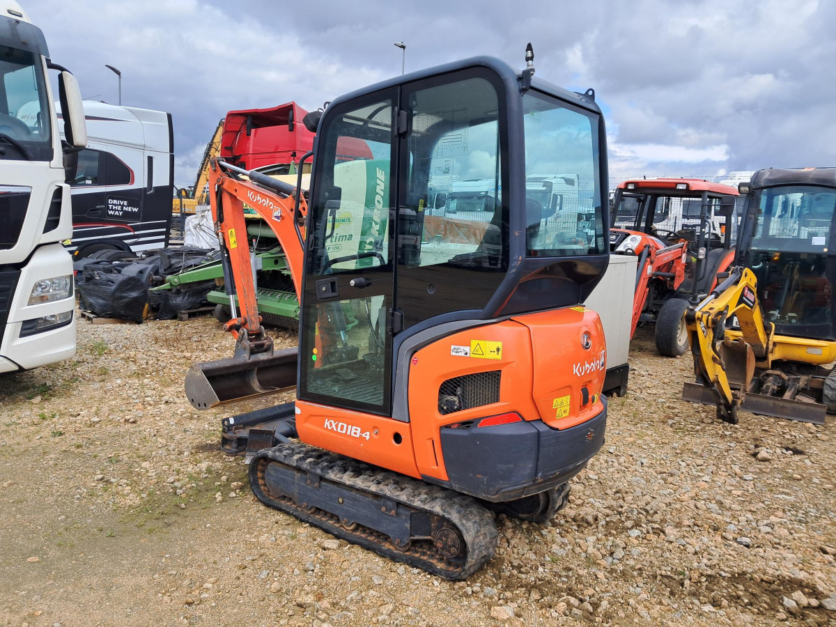 Minikoparka gąsienicowa – KUBOTA KX018-4 – 2020 – 32.3 kW - Minikotró: 5 kép. Minikoparka gąsienicowa – KUBOTA KX018-4 – 2020 – 32.3 kW - Minikotró: 5 kép.
