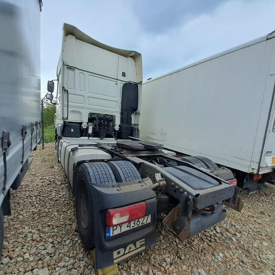 DAF XF 460 FT CIĄGNIK SIODŁOWY - Nyergesvontató: 4 kép. DAF XF 460 FT CIĄGNIK SIODŁOWY - Nyergesvontató: 4 kép.