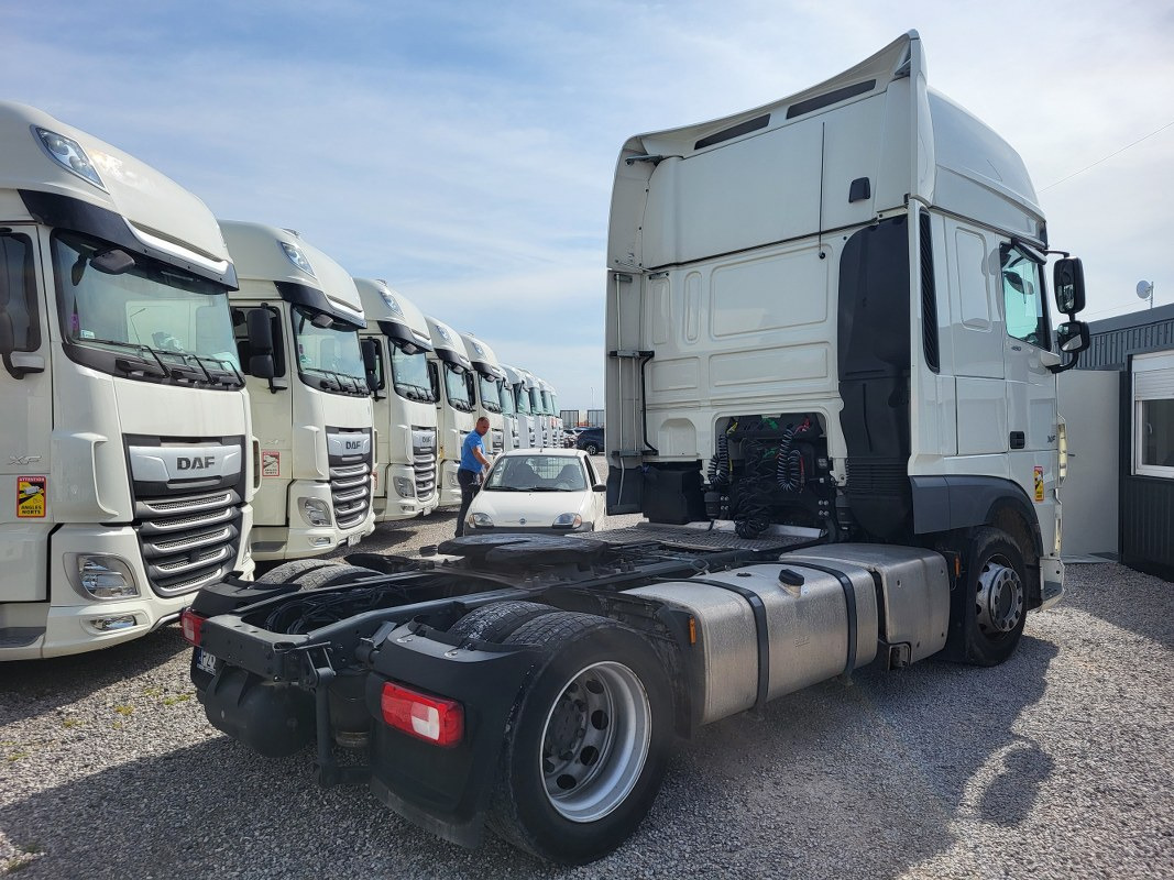 DAF XF 480 FT CIĄGNIK SIODŁOWY - Nyergesvontató: 5 kép. DAF XF 480 FT CIĄGNIK SIODŁOWY - Nyergesvontató: 5 kép.