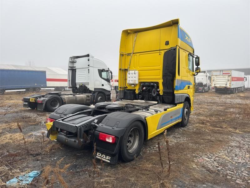DAF XF CIĄGNIK SIODŁOWY - Nyergesvontató: 5 kép. DAF XF CIĄGNIK SIODŁOWY - Nyergesvontató: 5 kép.
