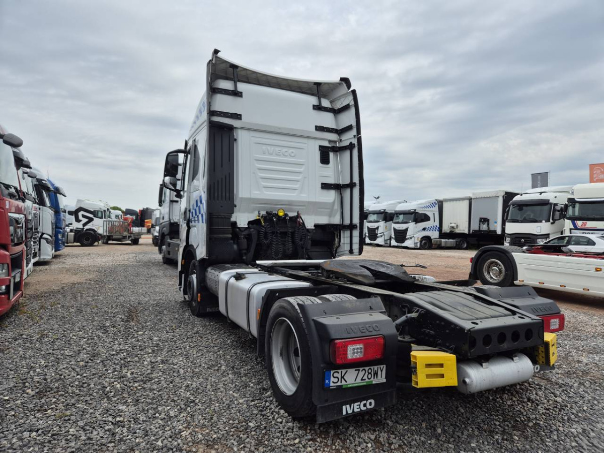 IVECO AS440ST/FP LT CIĄGNIK SIODŁOWY - Nyergesvontató: 5 kép. IVECO AS440ST/FP LT CIĄGNIK SIODŁOWY - Nyergesvontató: 5 kép.