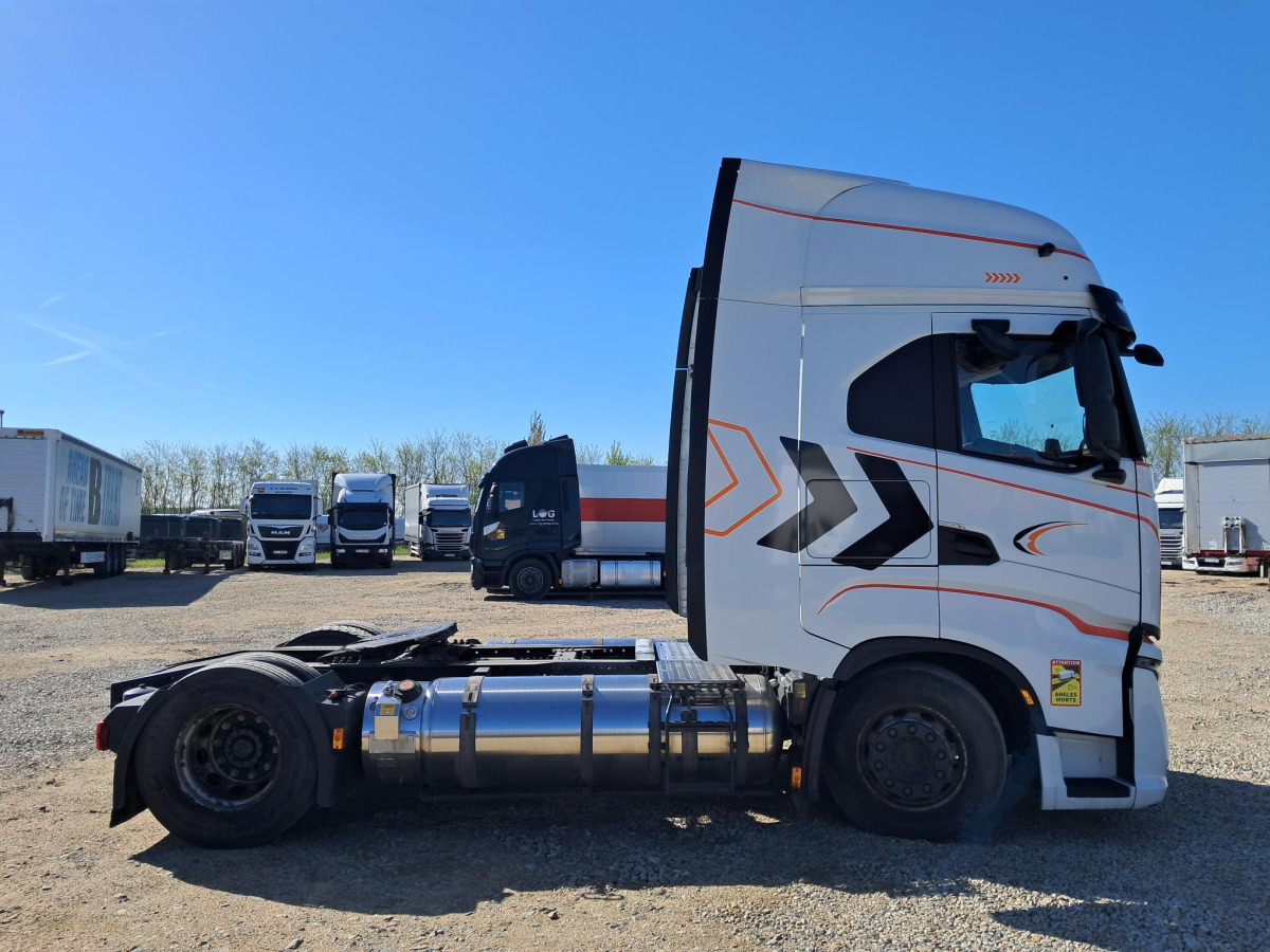 Nyergesvontató IVECO AS440ST/FP LT LNG CIĄGNIK SIODŁOWY: 8 kép.