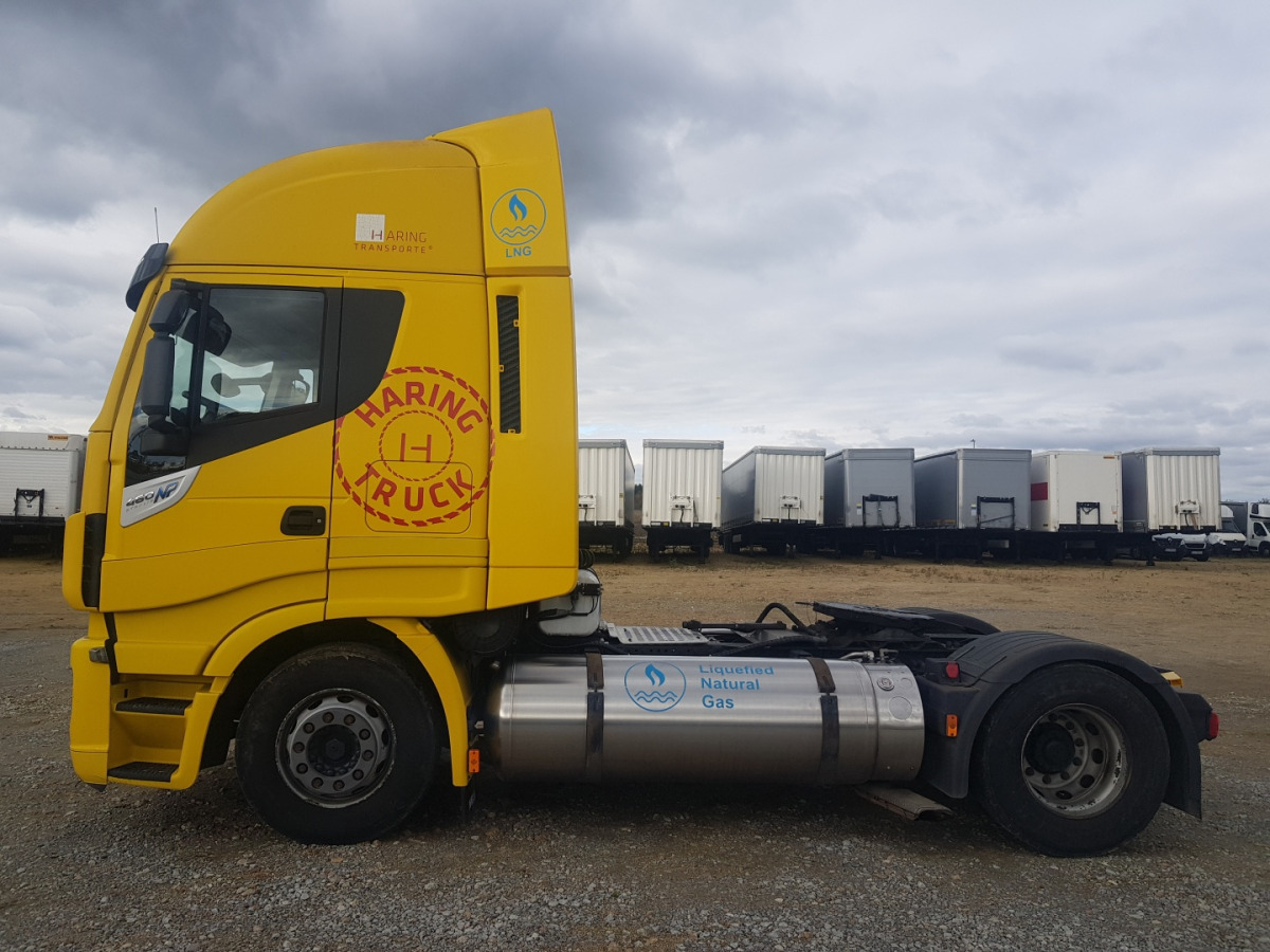 IVECO STRALIS CIĄGNIK SIODŁOWY - Nyergesvontató: 4 kép. IVECO STRALIS CIĄGNIK SIODŁOWY - Nyergesvontató: 4 kép.