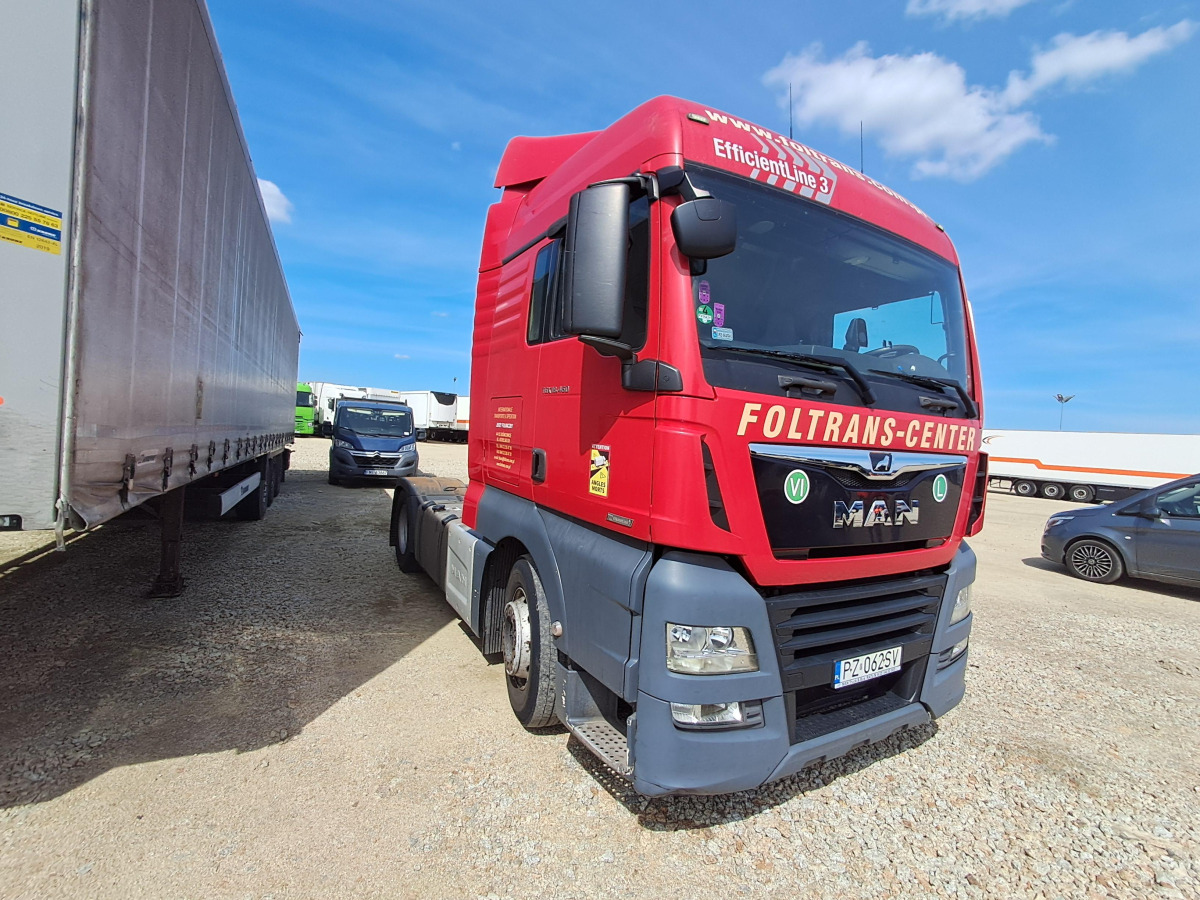 MAN TGX 18.460 4X2 BLS CIĄGNIK SIODŁOWY - Nyergesvontató: 1 kép. MAN TGX 18.460 4X2 BLS CIĄGNIK SIODŁOWY - Nyergesvontató: 1 kép.