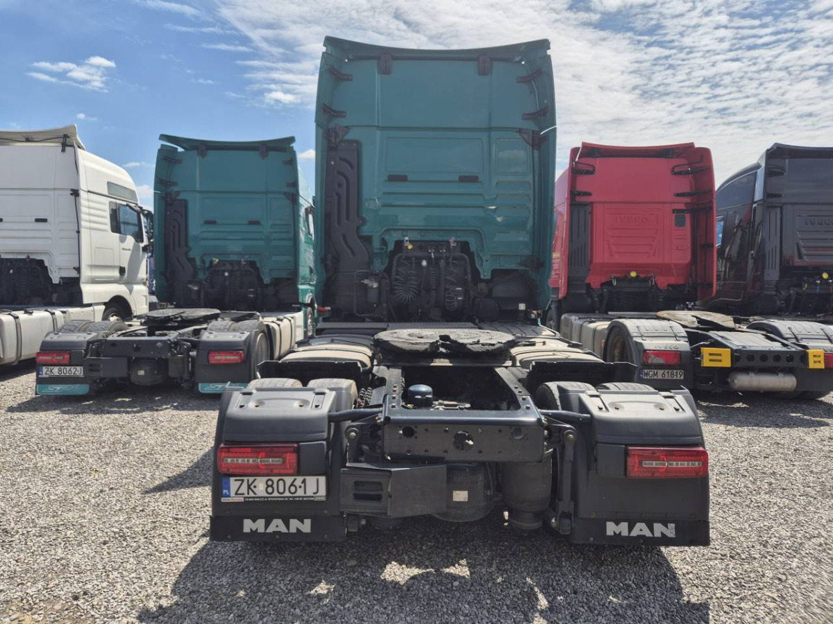 MAN TGX 18.470 CIĄGNIK SIODŁOWY - Nyergesvontató: 5 kép. MAN TGX 18.470 CIĄGNIK SIODŁOWY - Nyergesvontató: 5 kép.