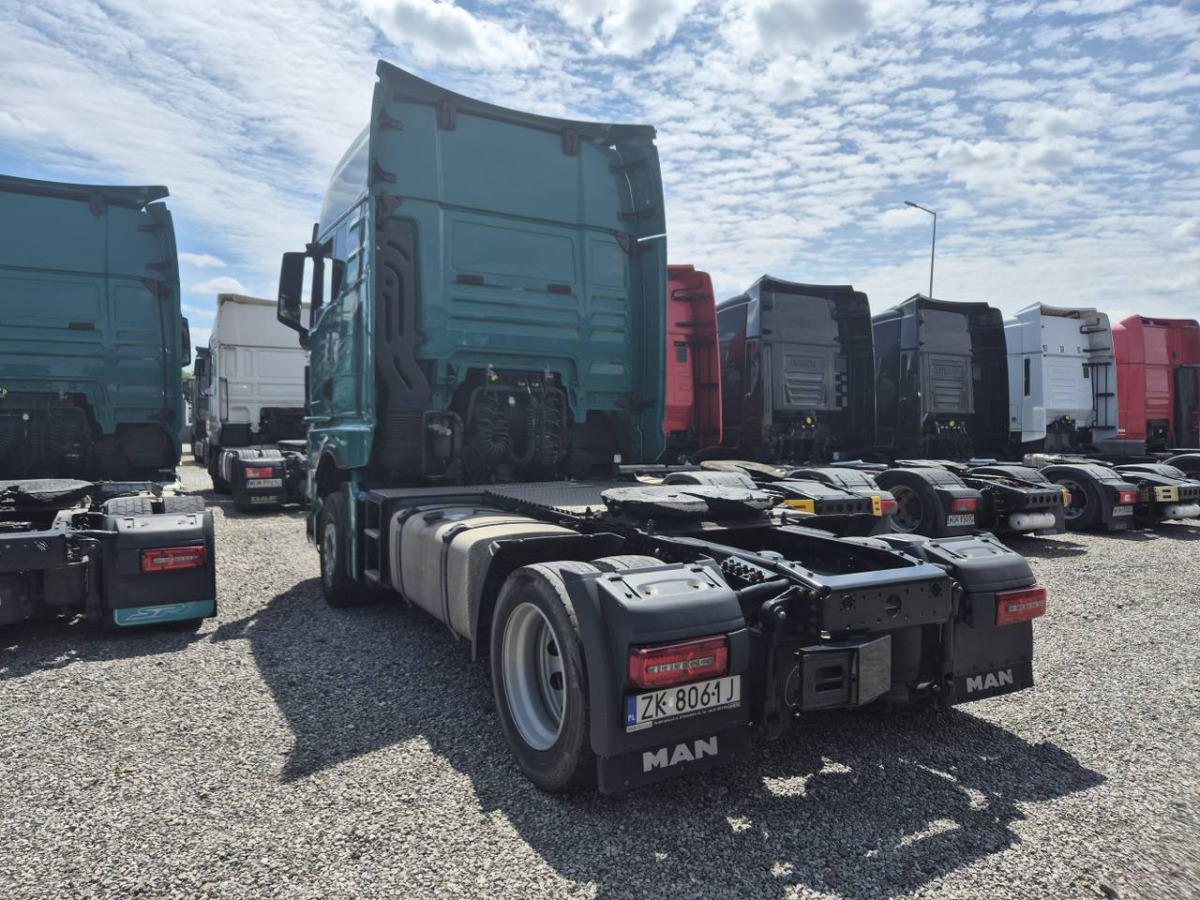 MAN TGX 18.470 CIĄGNIK SIODŁOWY - Nyergesvontató: 4 kép. MAN TGX 18.470 CIĄGNIK SIODŁOWY - Nyergesvontató: 4 kép.
