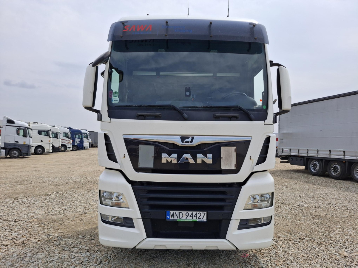 MAN TGX 18.500 4X2 BLS CIĄGNIK SIODŁOWY - Nyergesvontató: 4 kép. MAN TGX 18.500 4X2 BLS CIĄGNIK SIODŁOWY - Nyergesvontató: 4 kép.