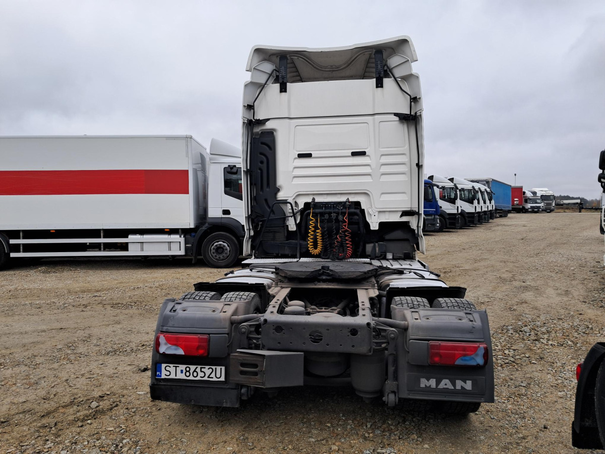 MAN TGX CIĄGNIK SIODŁOWY - Nyergesvontató: 4 kép. MAN TGX CIĄGNIK SIODŁOWY - Nyergesvontató: 4 kép.