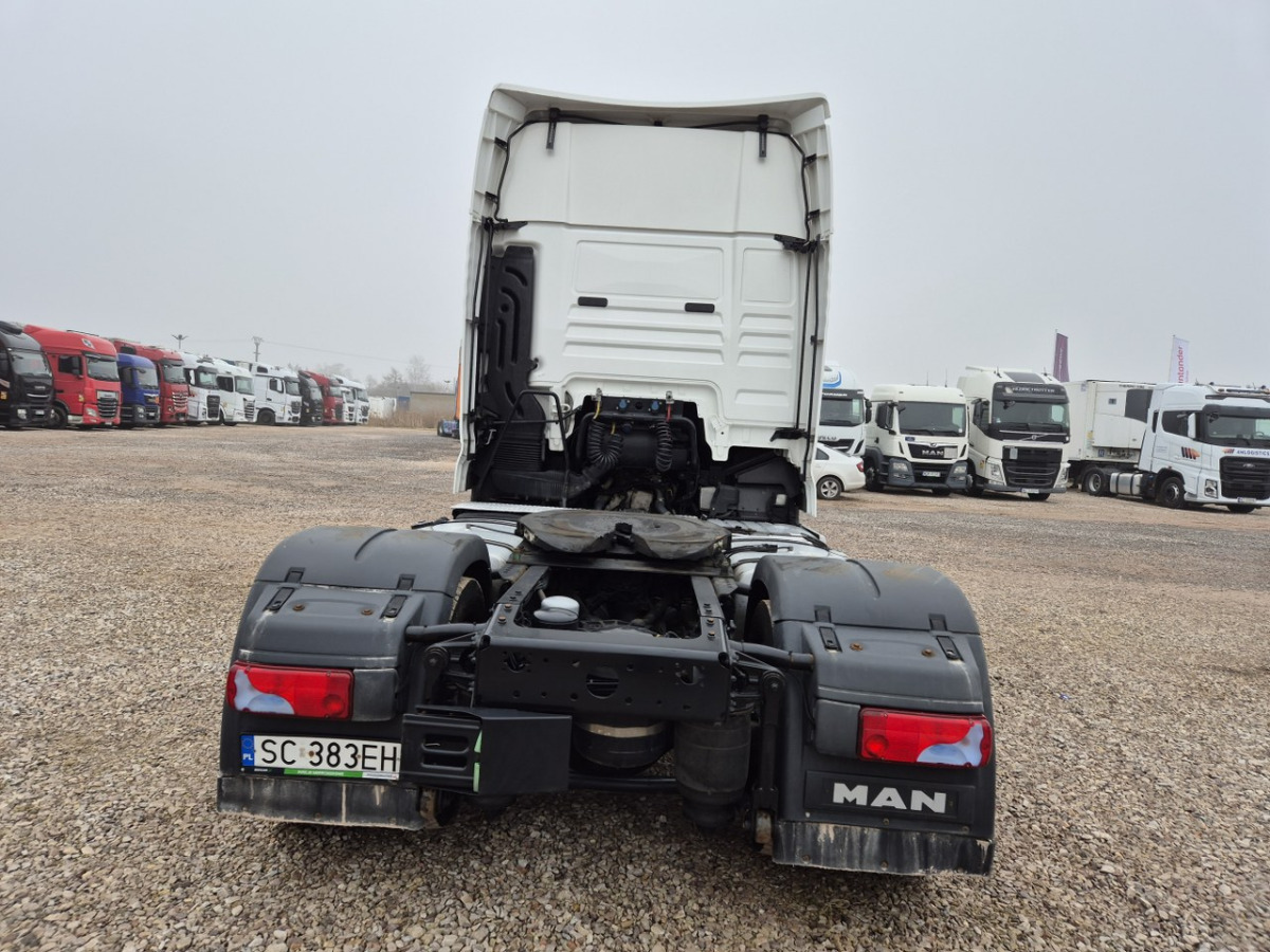MAN TGX CIĄGNIK SIODŁOWY - Nyergesvontató: 5 kép. MAN TGX CIĄGNIK SIODŁOWY - Nyergesvontató: 5 kép.