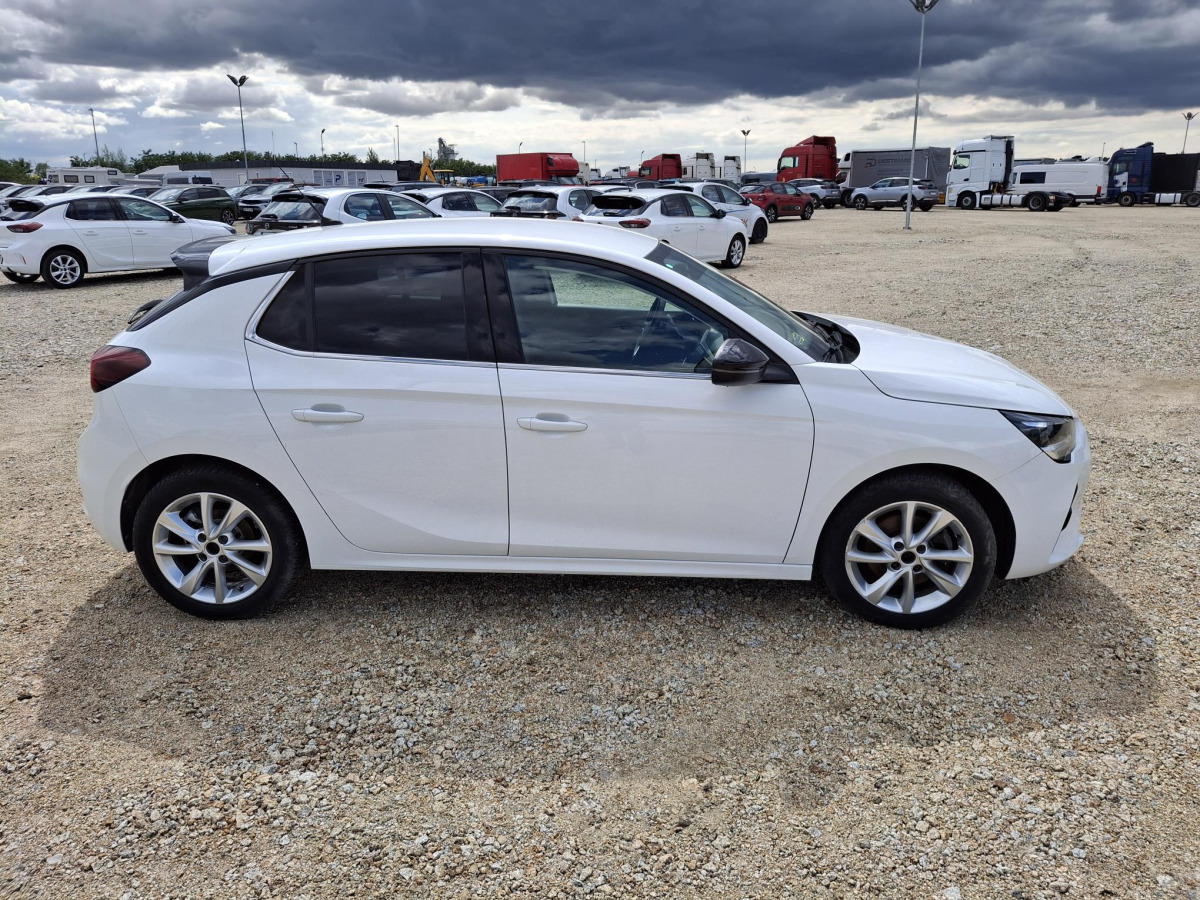 OPEL CORSA HATCHBACK - Hatchback: 4 kép. OPEL CORSA HATCHBACK - Hatchback: 4 kép.