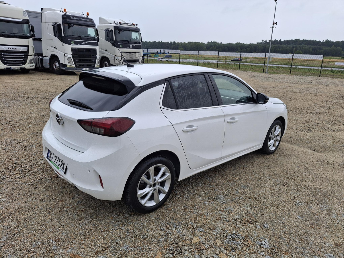 OPEL CORSA HATCHBACK - Hatchback: 5 kép. OPEL CORSA HATCHBACK - Hatchback: 5 kép.