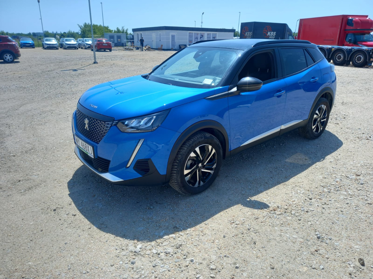 PEUGEOT 2008 SUV - Terepjáró/ SUV: 3 kép. PEUGEOT 2008 SUV - Terepjáró/ SUV: 3 kép.