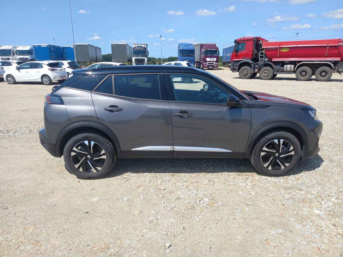 PEUGEOT 2008 SUV - Terepjáró/ SUV: 4 kép. PEUGEOT 2008 SUV - Terepjáró/ SUV: 4 kép.