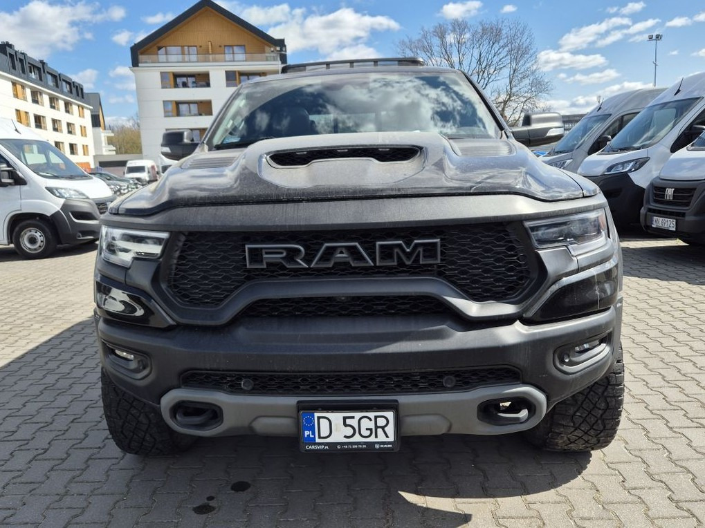 RAM RAM 1500 PICK-UP - Pickup: 3 kép. RAM RAM 1500 PICK-UP - Pickup: 3 kép.