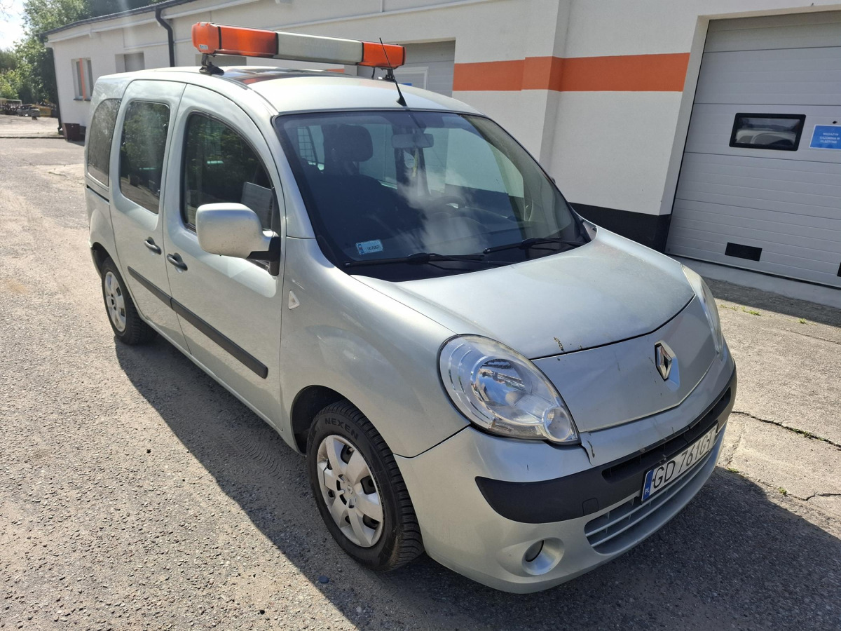 RENAULT KANGOO MINIVAN - Autó: 1 kép. RENAULT KANGOO MINIVAN - Autó: 1 kép.