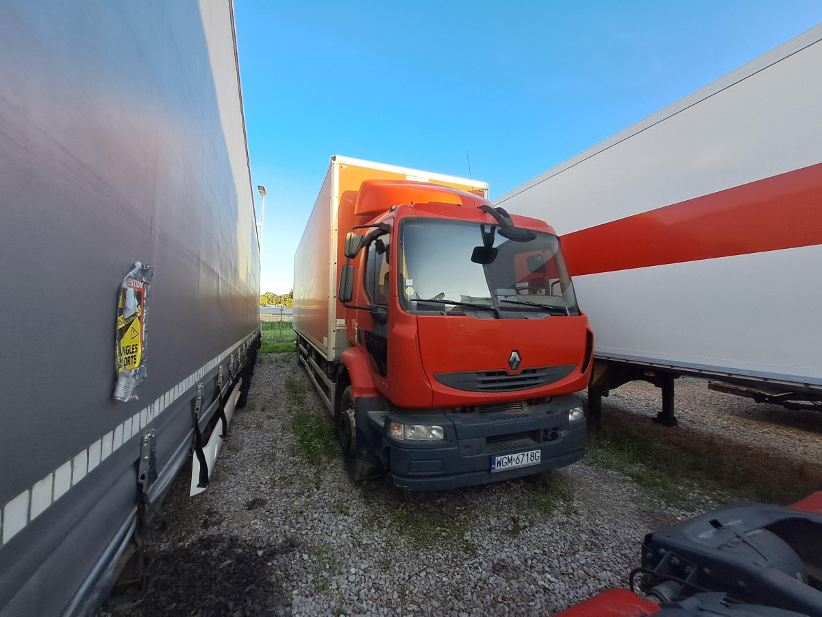 RENAULT MIDLUM KONTENER Z WINDĄ - Dobozos felépítményű teherautó: 1 kép. RENAULT MIDLUM KONTENER Z WINDĄ - Dobozos felépítményű teherautó: 1 kép.