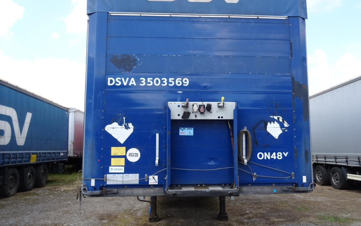 SCHMITZ CARGOBULL SCB S3 SKRZYNIOWA - Platós pótkocsi: 4 kép. SCHMITZ CARGOBULL SCB S3 SKRZYNIOWA - Platós pótkocsi: 4 kép.
