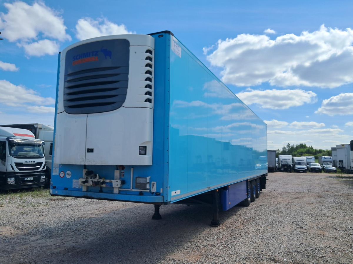 SCHMITZ CARGOBULL SCB*S3B CHŁODNIA - Pótkocsi hűtős: 2 kép. SCHMITZ CARGOBULL SCB*S3B CHŁODNIA - Pótkocsi hűtős: 2 kép.