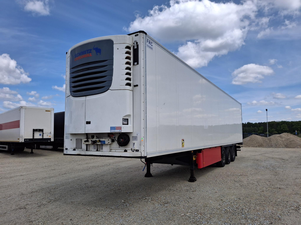 SCHMITZ CARGOBULL SCB*S3B CHŁODNIA - Pótkocsi hűtős: 2 kép. SCHMITZ CARGOBULL SCB*S3B CHŁODNIA - Pótkocsi hűtős: 2 kép.