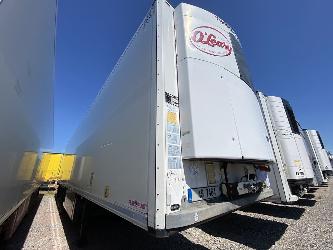 SCHMITZ CARGOBULL SCB*S3B CHŁODNIA - Pótkocsi hűtős: 5 kép. SCHMITZ CARGOBULL SCB*S3B CHŁODNIA - Pótkocsi hűtős: 5 kép.