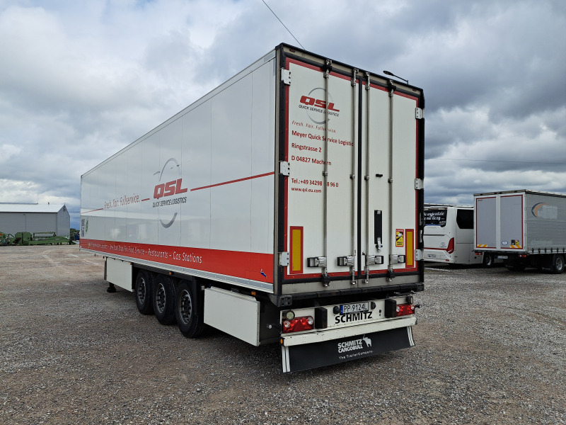 SCHMITZ CARGOBULL SCB*S3B CHŁODNIA - Pótkocsi hűtős: 4 kép. SCHMITZ CARGOBULL SCB*S3B CHŁODNIA - Pótkocsi hűtős: 4 kép.