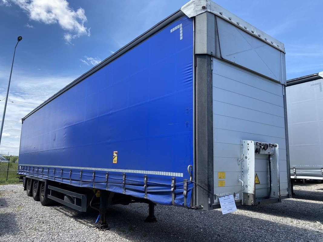 SCHMITZ CARGOBULL SCB S3T FIRANA - Ponyvás pótkocsi: 1 kép. SCHMITZ CARGOBULL SCB S3T FIRANA - Ponyvás pótkocsi: 1 kép.