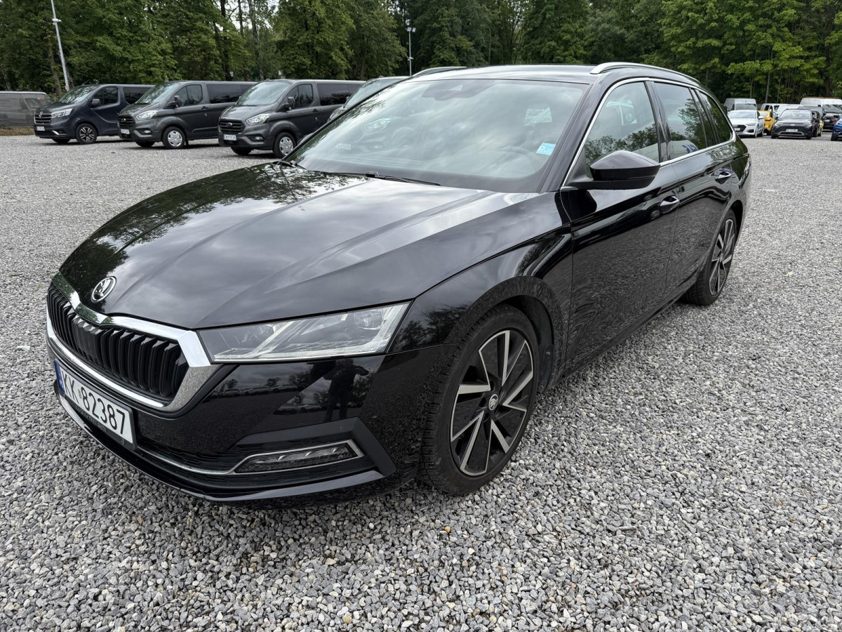 SKODA OCTAVIA IV 2.0 TDI STYL KOMBI - Autó: 3 kép. SKODA OCTAVIA IV 2.0 TDI STYL KOMBI - Autó: 3 kép.