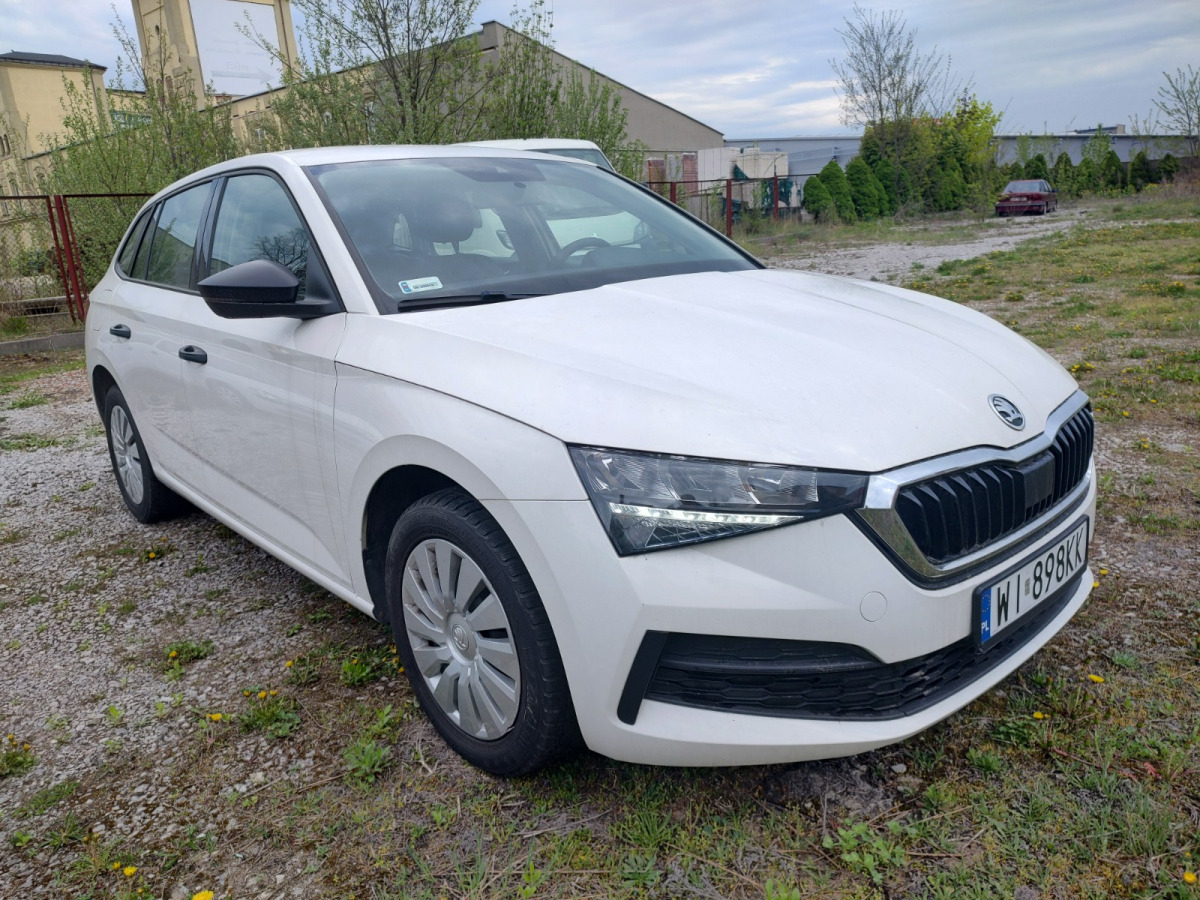 SKODA SCALA HATCHBACK - Autó: 1 kép. SKODA SCALA HATCHBACK - Autó: 1 kép.
