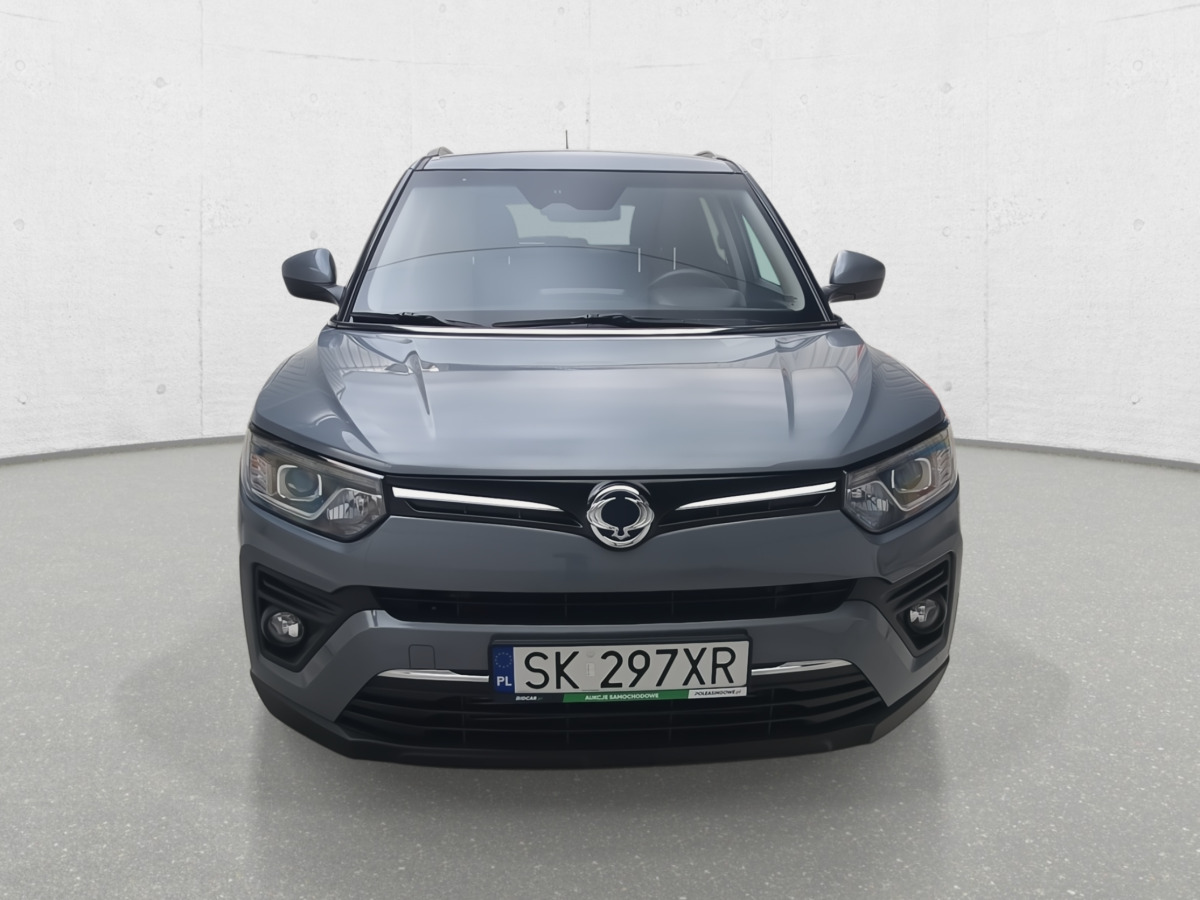 SSANGYONG TIVOLI SUV - Terepjáró/ SUV: 3 kép. SSANGYONG TIVOLI SUV - Terepjáró/ SUV: 3 kép.