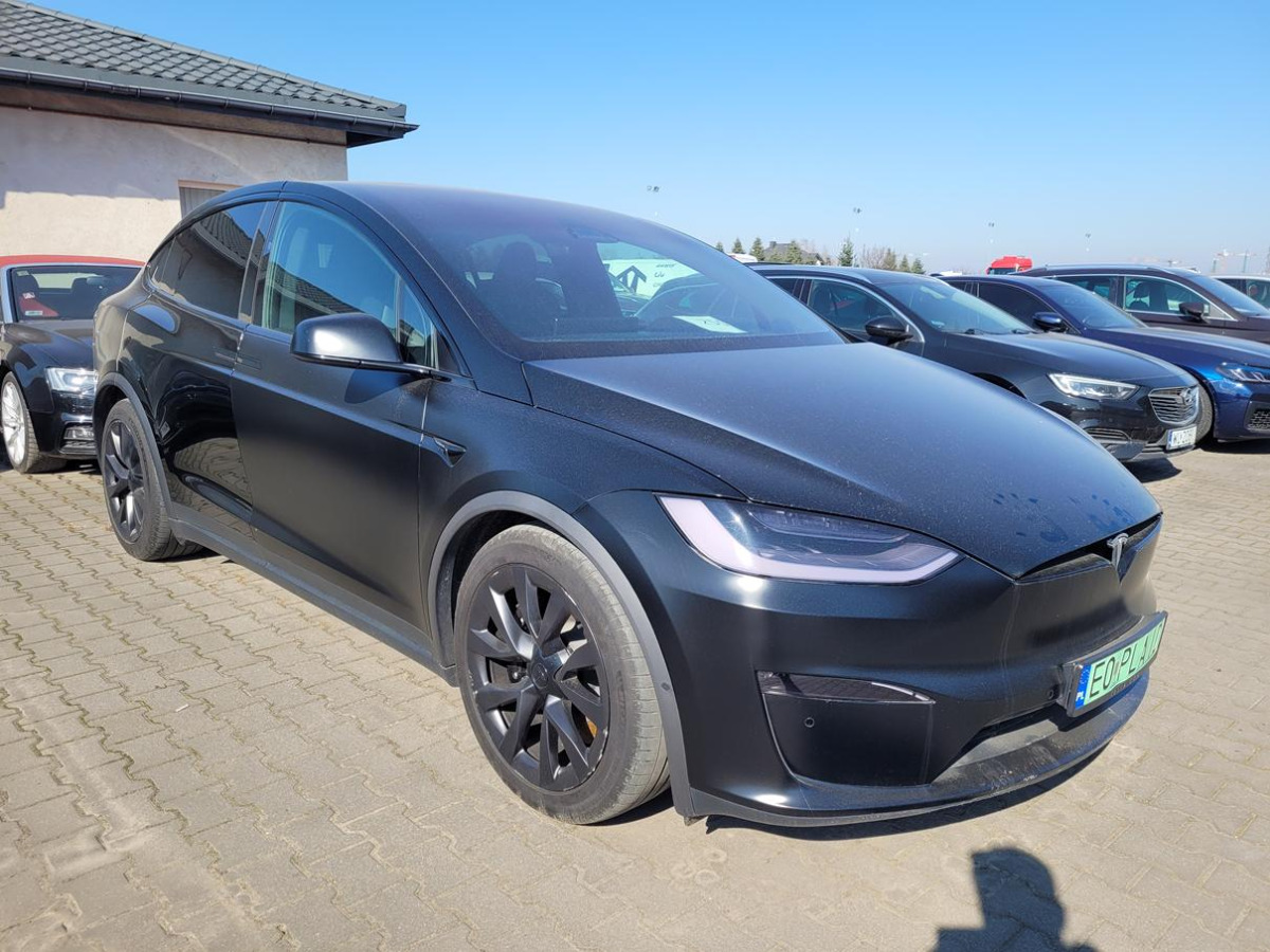 TESLA MODEL X SUV - Terepjáró/ SUV: 1 kép. TESLA MODEL X SUV - Terepjáró/ SUV: 1 kép.