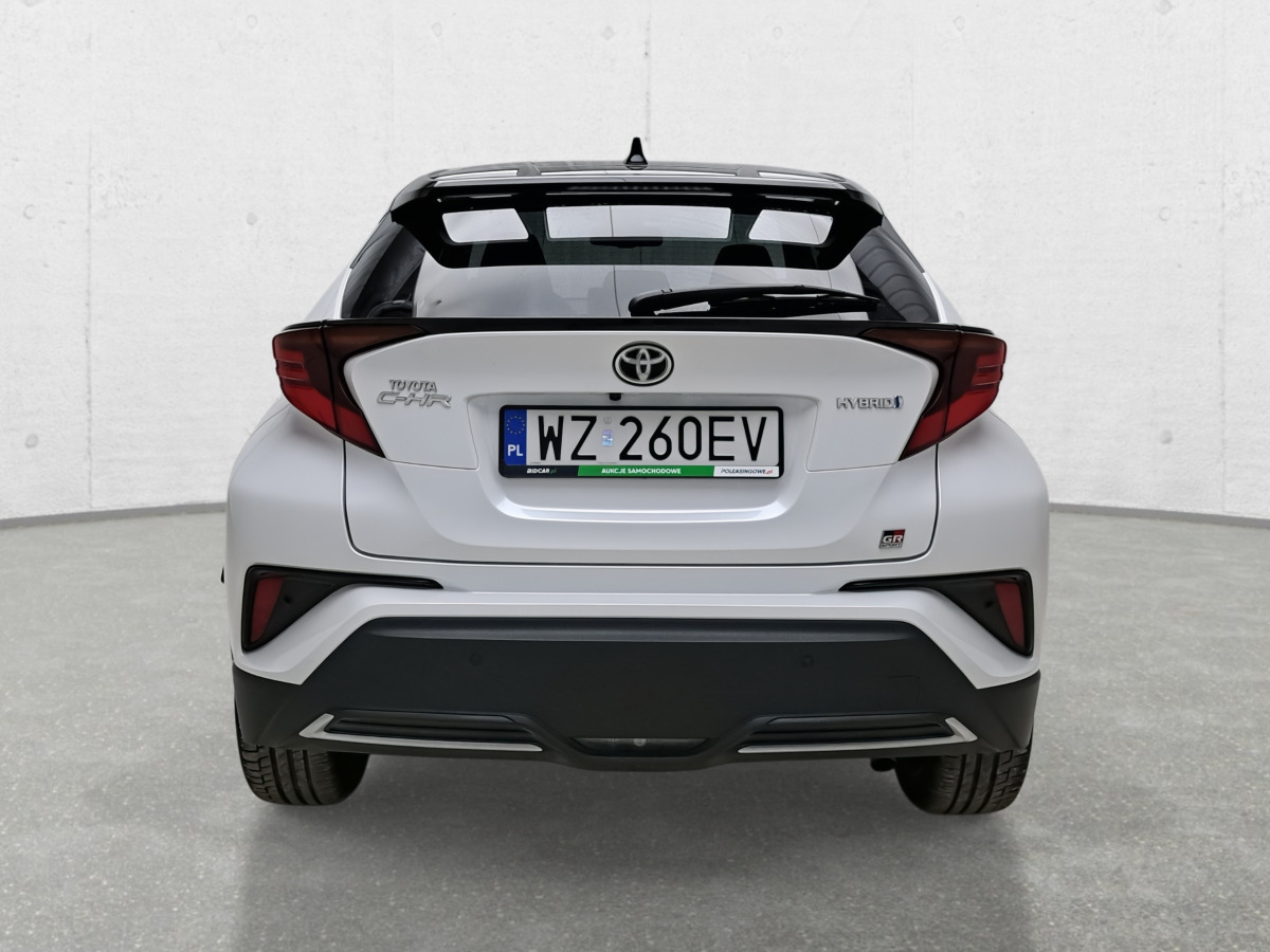 TOYOTA C-HR SUV - Terepjáró/ SUV: 5 kép. TOYOTA C-HR SUV - Terepjáró/ SUV: 5 kép.