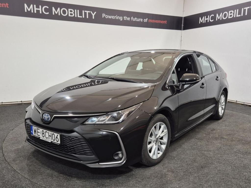 TOYOTA COROLLA SEDAN - Szedán: 3 kép. TOYOTA COROLLA SEDAN - Szedán: 3 kép.