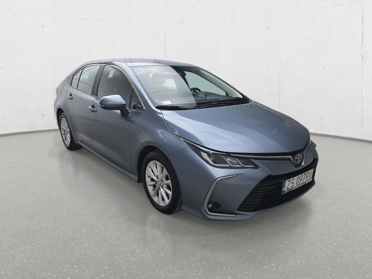 TOYOTA COROLLA SEDAN - Szedán: 2 kép. TOYOTA COROLLA SEDAN - Szedán: 2 kép.