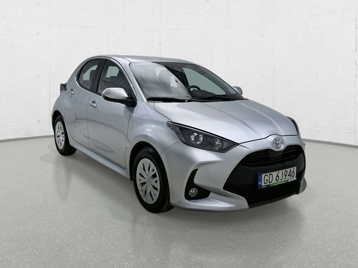 TOYOTA YARIS HATCHBACK - Hatchback: 2 kép. TOYOTA YARIS HATCHBACK - Hatchback: 2 kép.