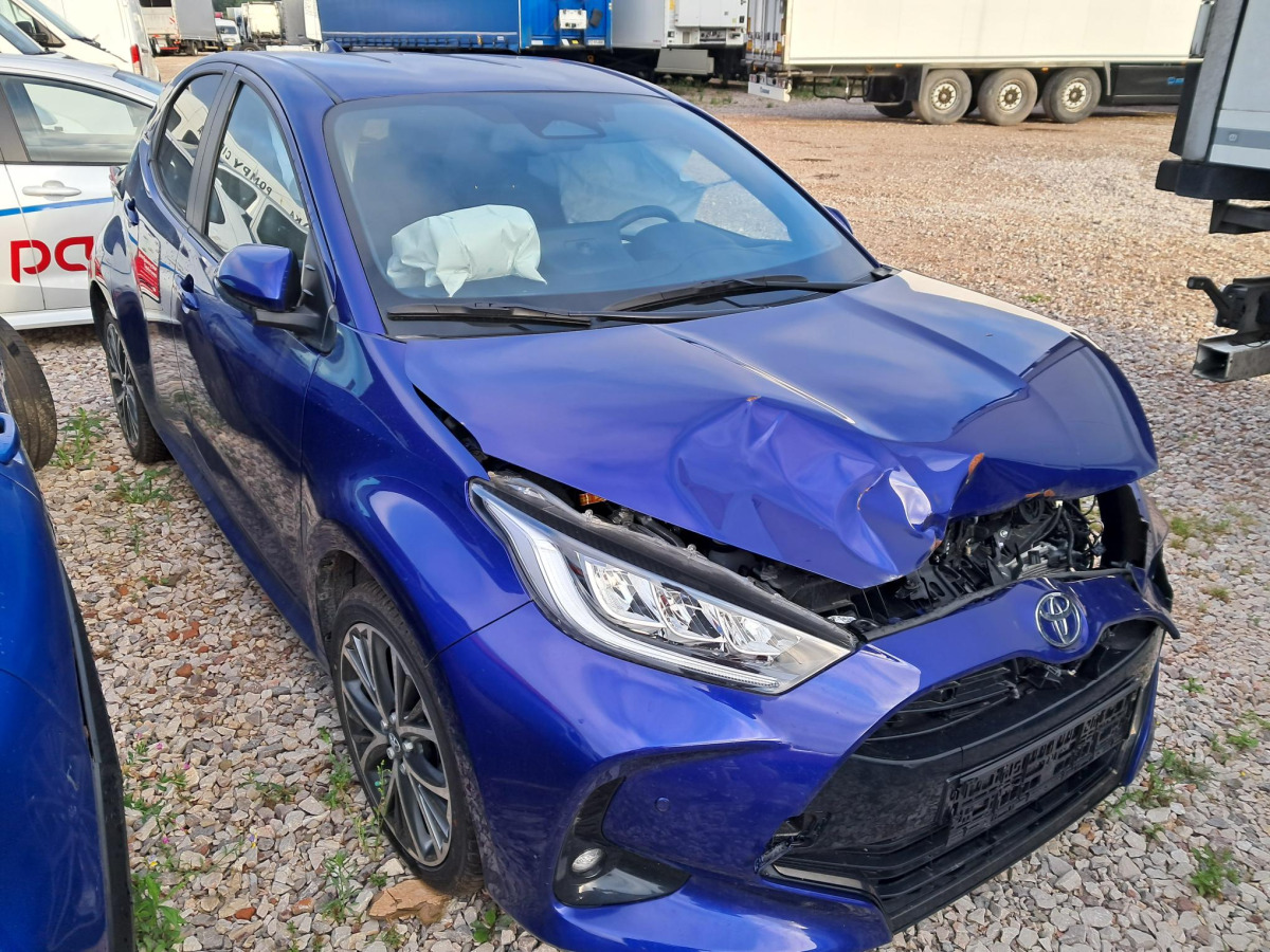 TOYOTA YARIS HATCHBACK - Hatchback: 1 kép. TOYOTA YARIS HATCHBACK - Hatchback: 1 kép.
