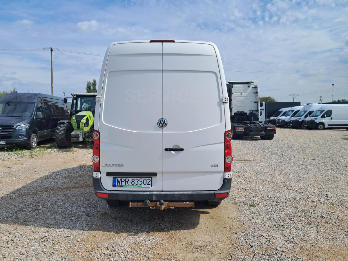 VOLKSWAGEN CRAFTER FURGON BLASZAK - Furgon: 5 kép. VOLKSWAGEN CRAFTER FURGON BLASZAK - Furgon: 5 kép.