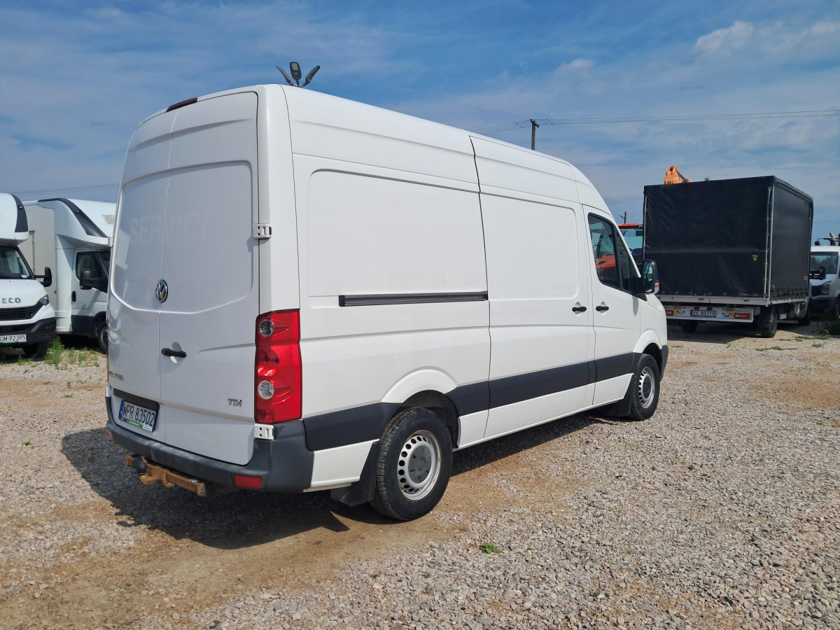 VOLKSWAGEN CRAFTER FURGON BLASZAK - Furgon: 4 kép. VOLKSWAGEN CRAFTER FURGON BLASZAK - Furgon: 4 kép.