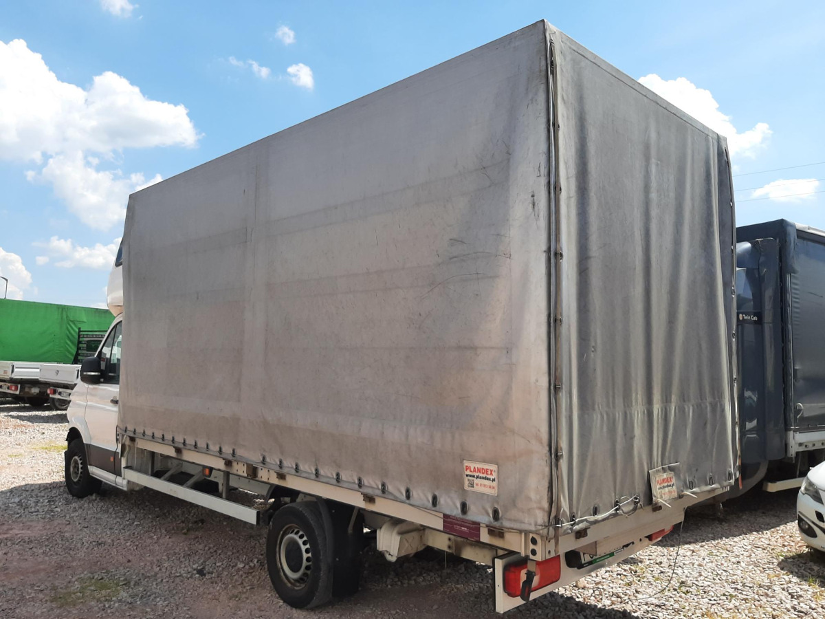 VOLKSWAGEN CRAFTER PLANDEKA - Ponyvás kisteherautó: 5 kép. VOLKSWAGEN CRAFTER PLANDEKA - Ponyvás kisteherautó: 5 kép.